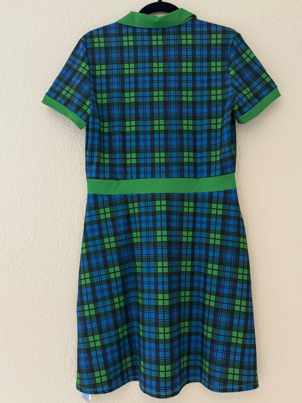 AceGolfs Green and Blue Plaid Golf Dress M NWT Collared Button Front - Picture 7 of 12